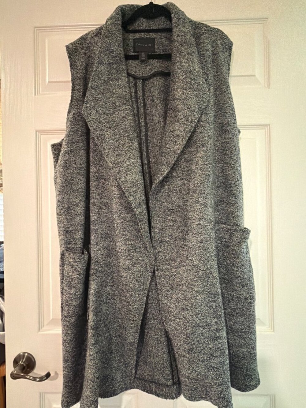 Tahari Gray Sleeveless Open-Front Wool Blend Vest With Pockets Womens 1X